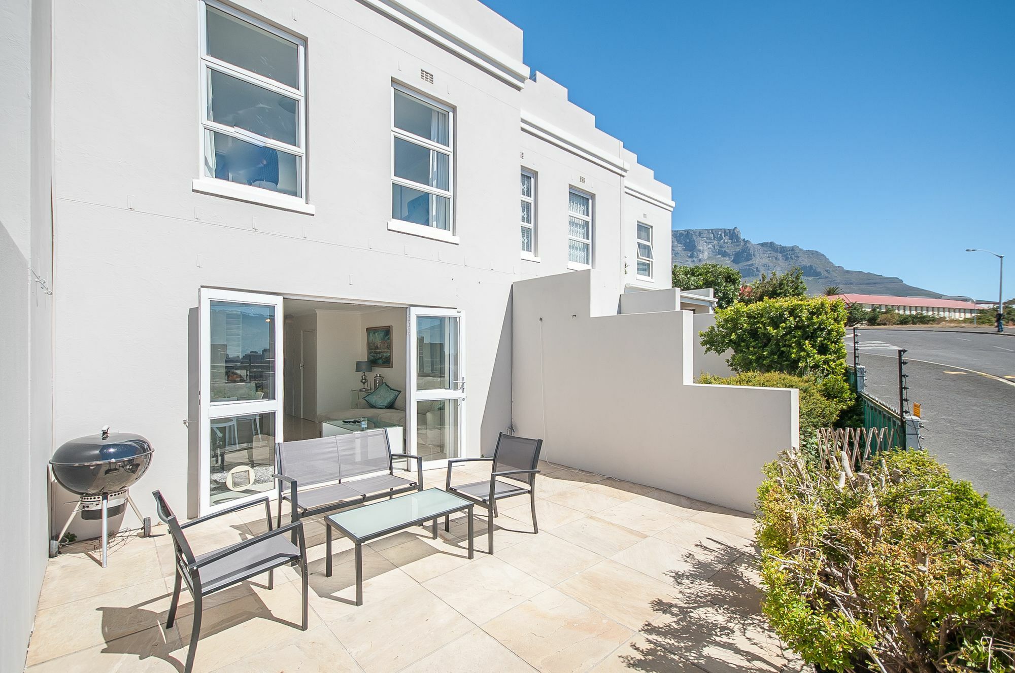 Apartment 3 Canterbury Square *